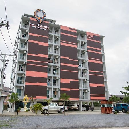 Aparthotel The Seasons Pathum Thani Esterno foto