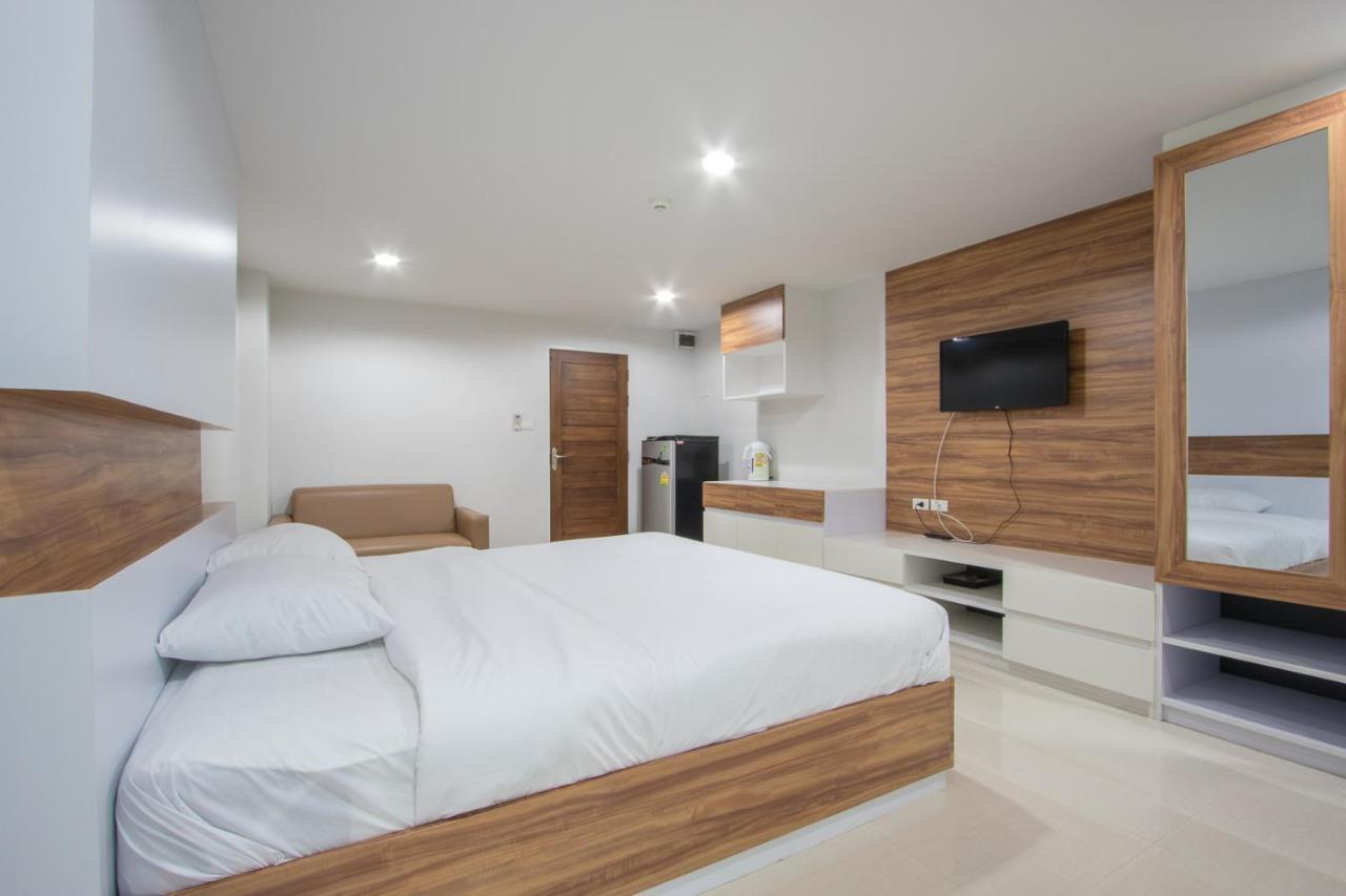 Aparthotel The Seasons Pathum Thani Esterno foto