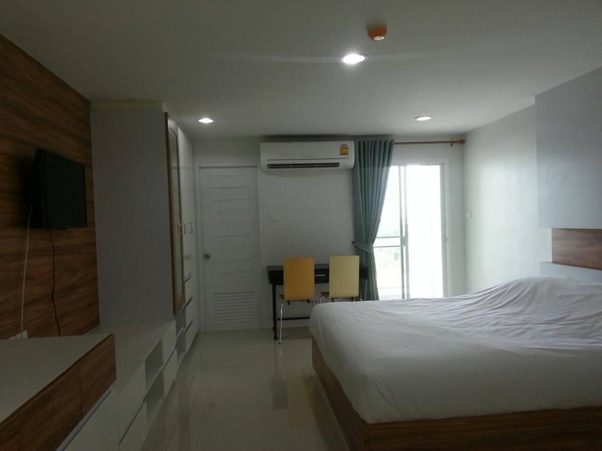 Aparthotel The Seasons Pathum Thani Esterno foto