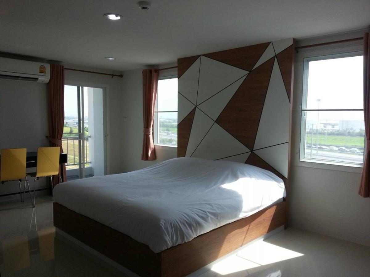 Aparthotel The Seasons Pathum Thani Esterno foto