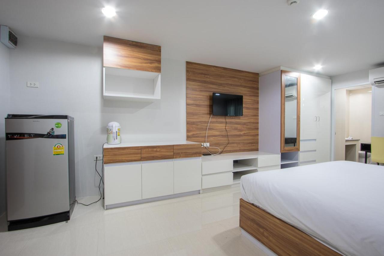 Aparthotel The Seasons Pathum Thani Esterno foto
