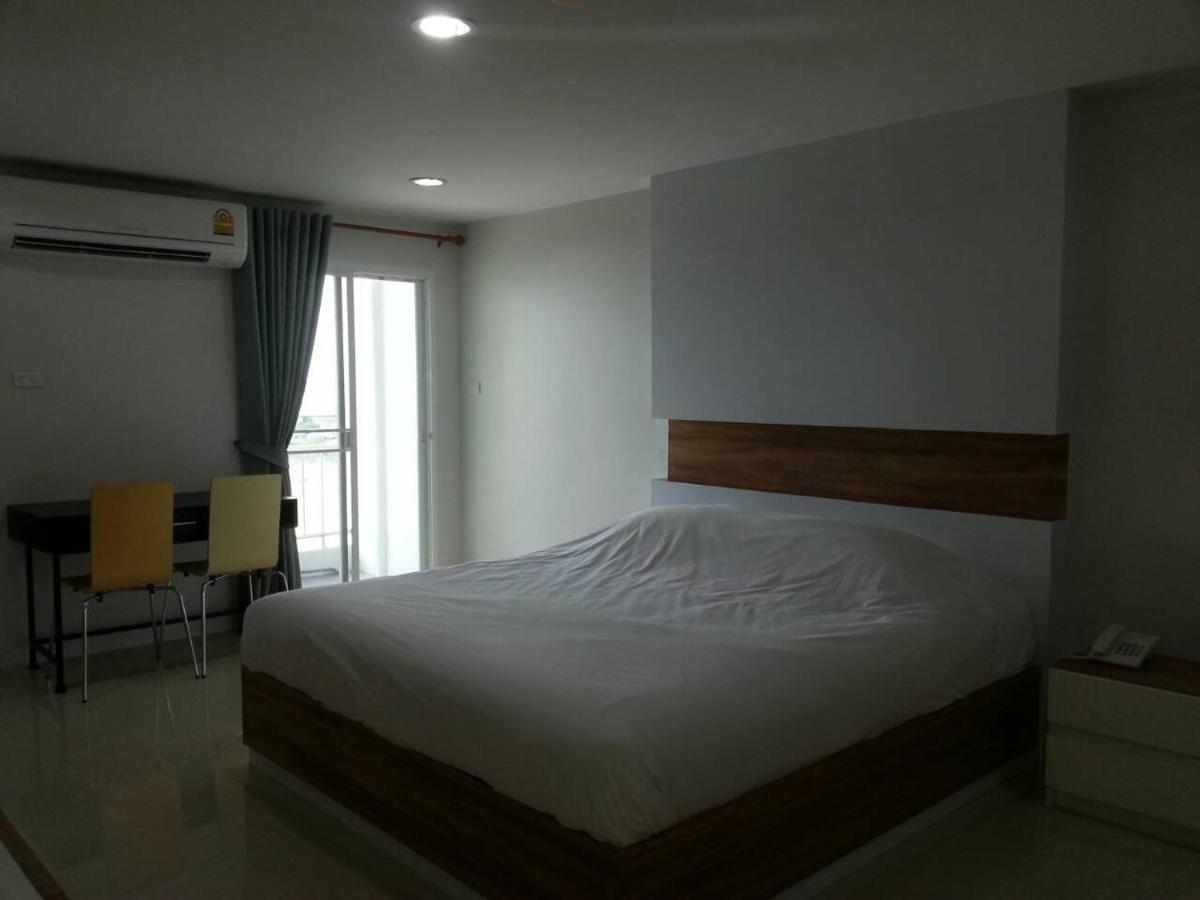 Aparthotel The Seasons Pathum Thani Esterno foto