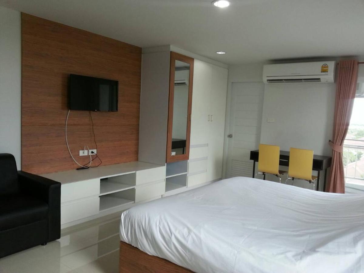 Aparthotel The Seasons Pathum Thani Esterno foto